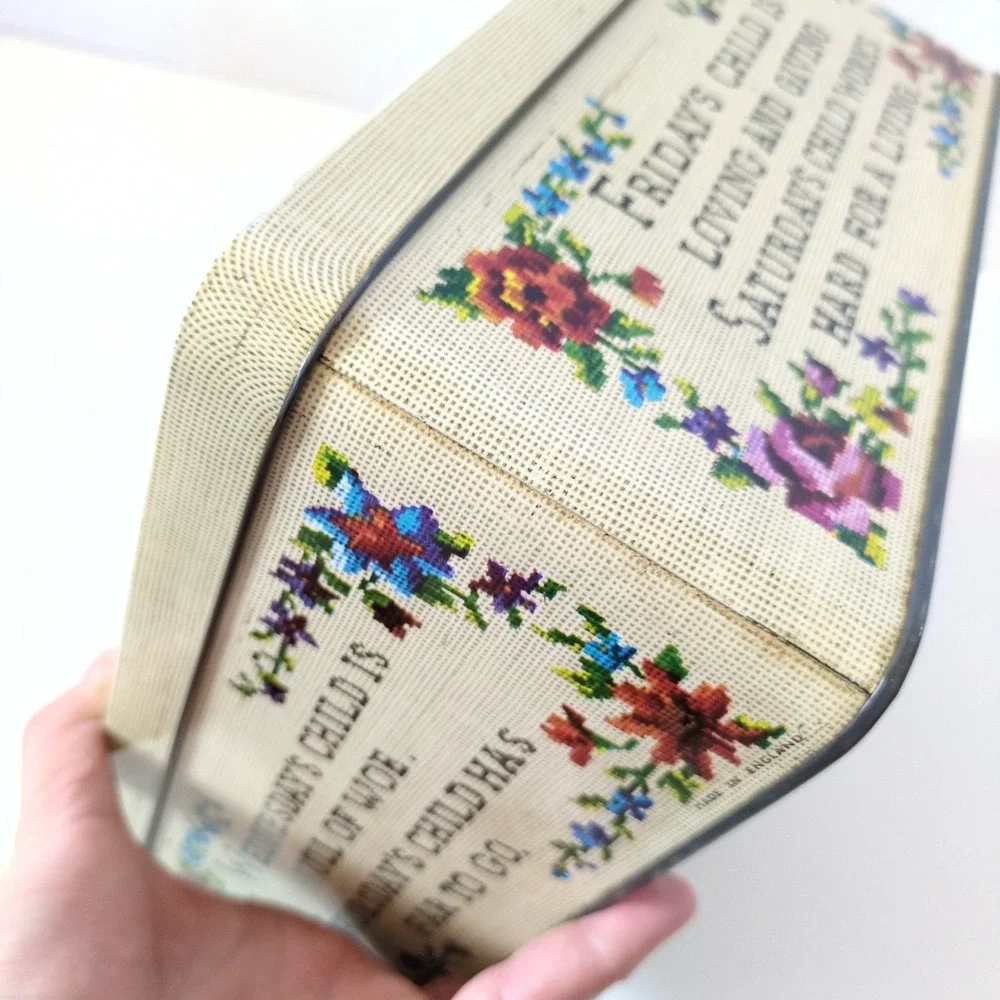 Vintage Carr's of Carlisle England Needlepoint Floral Tin Box‎ Cottagecore Cream